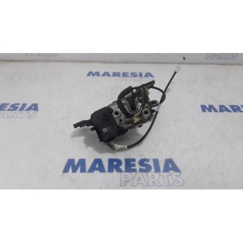 Peugeot - 508 - Front door lock mechanism 4-door, right