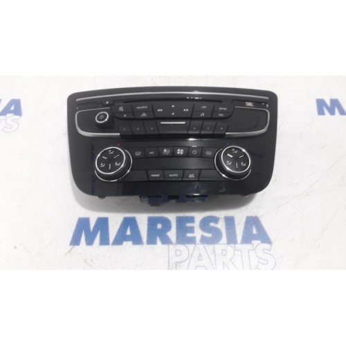 Peugeot - 508 - Panneau de commandes chauffage