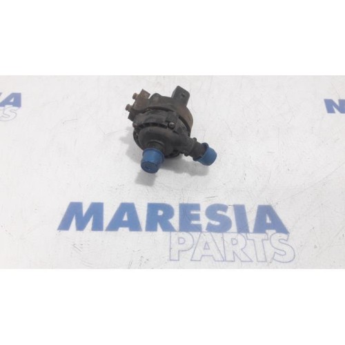 Renault - Master - Water pump