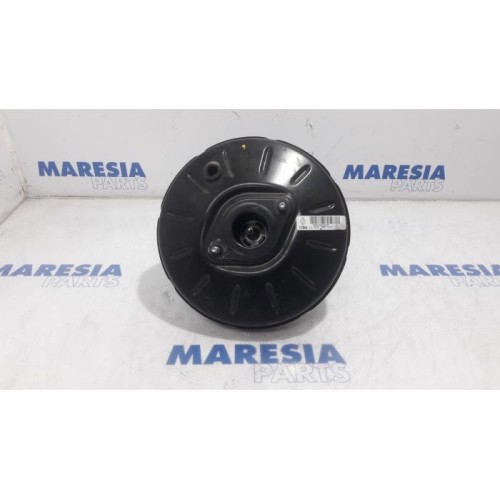 Renault - Clio - Brake servo