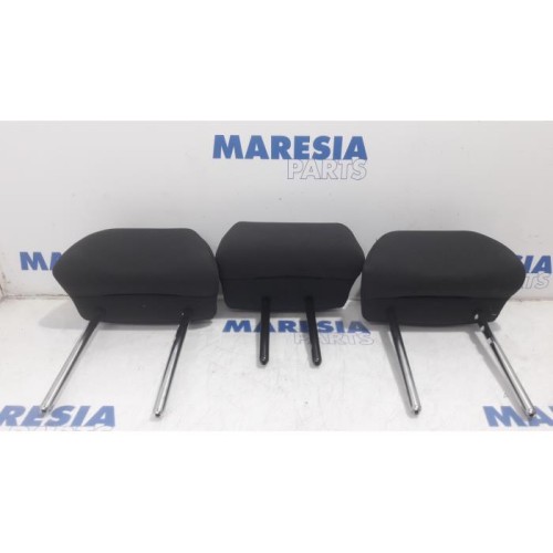 Peugeot - 508 - Headrest set