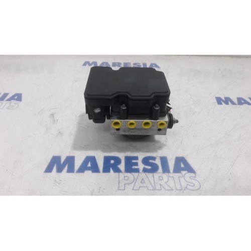 Renault - Clio - ABS pump