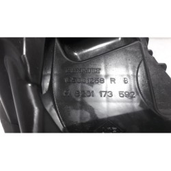 Renault - Clio - Air box