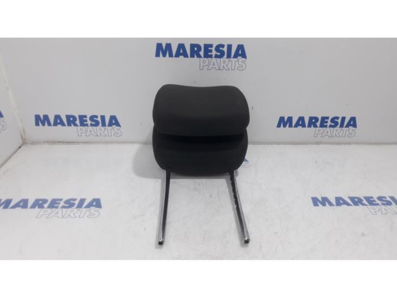 Peugeot - 3008 - Headrest