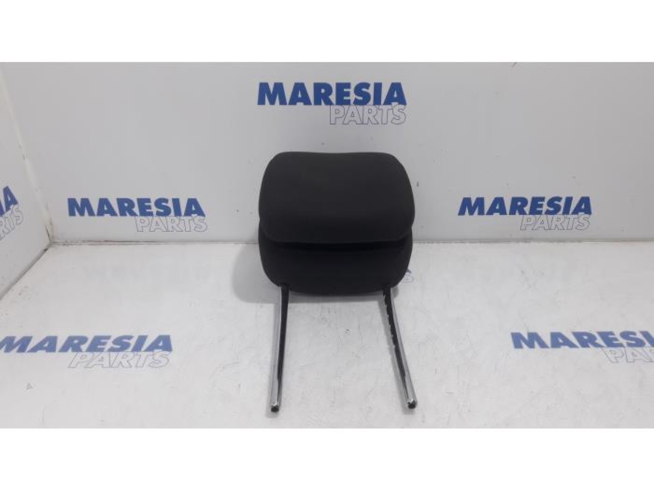 Peugeot - 3008 - Headrest