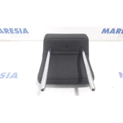 Peugeot - 3008 - Headrest