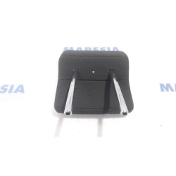 Peugeot - 3008 - Headrest