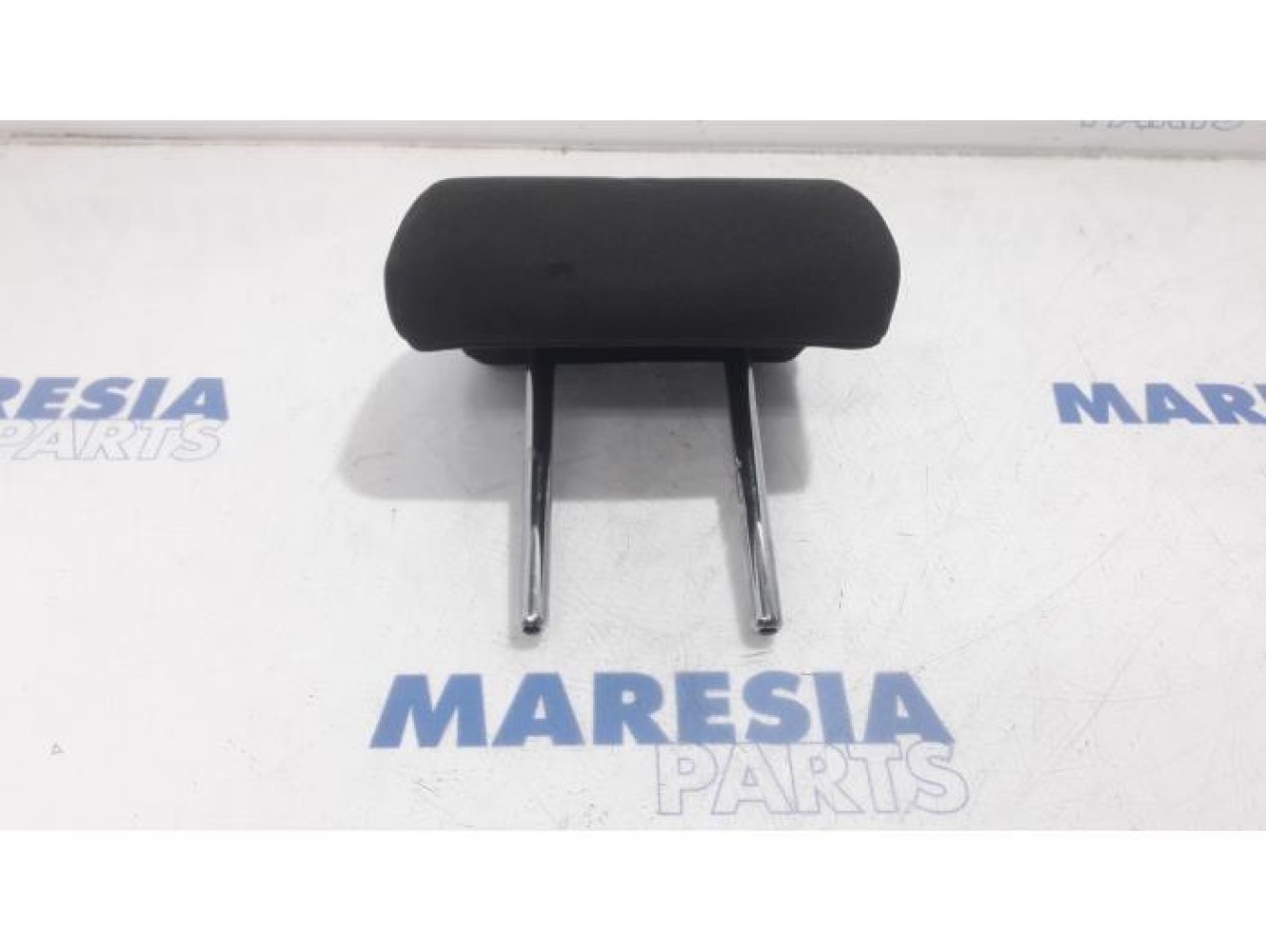Peugeot - 3008 - Headrest