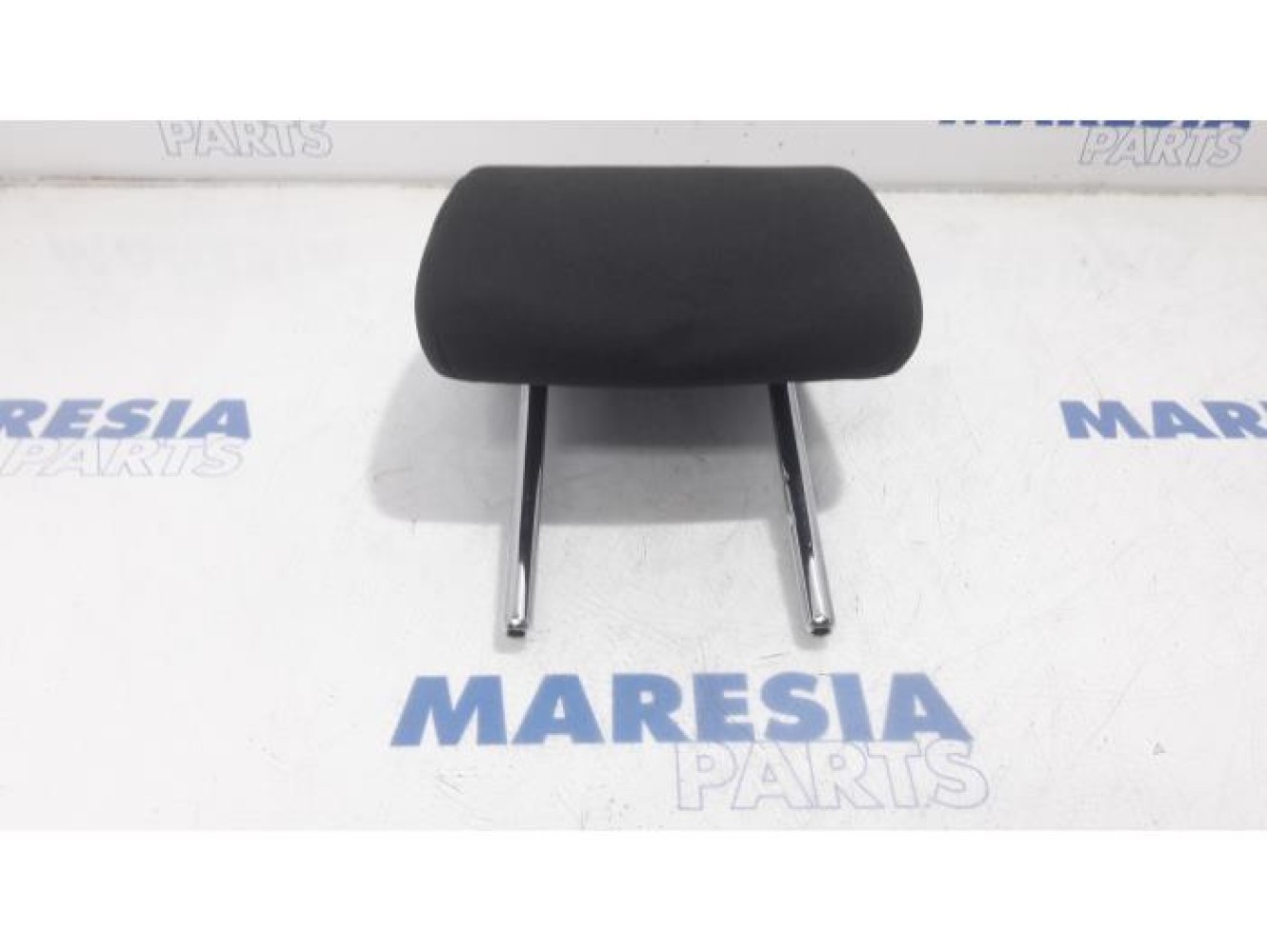 Peugeot - 3008 - Headrest