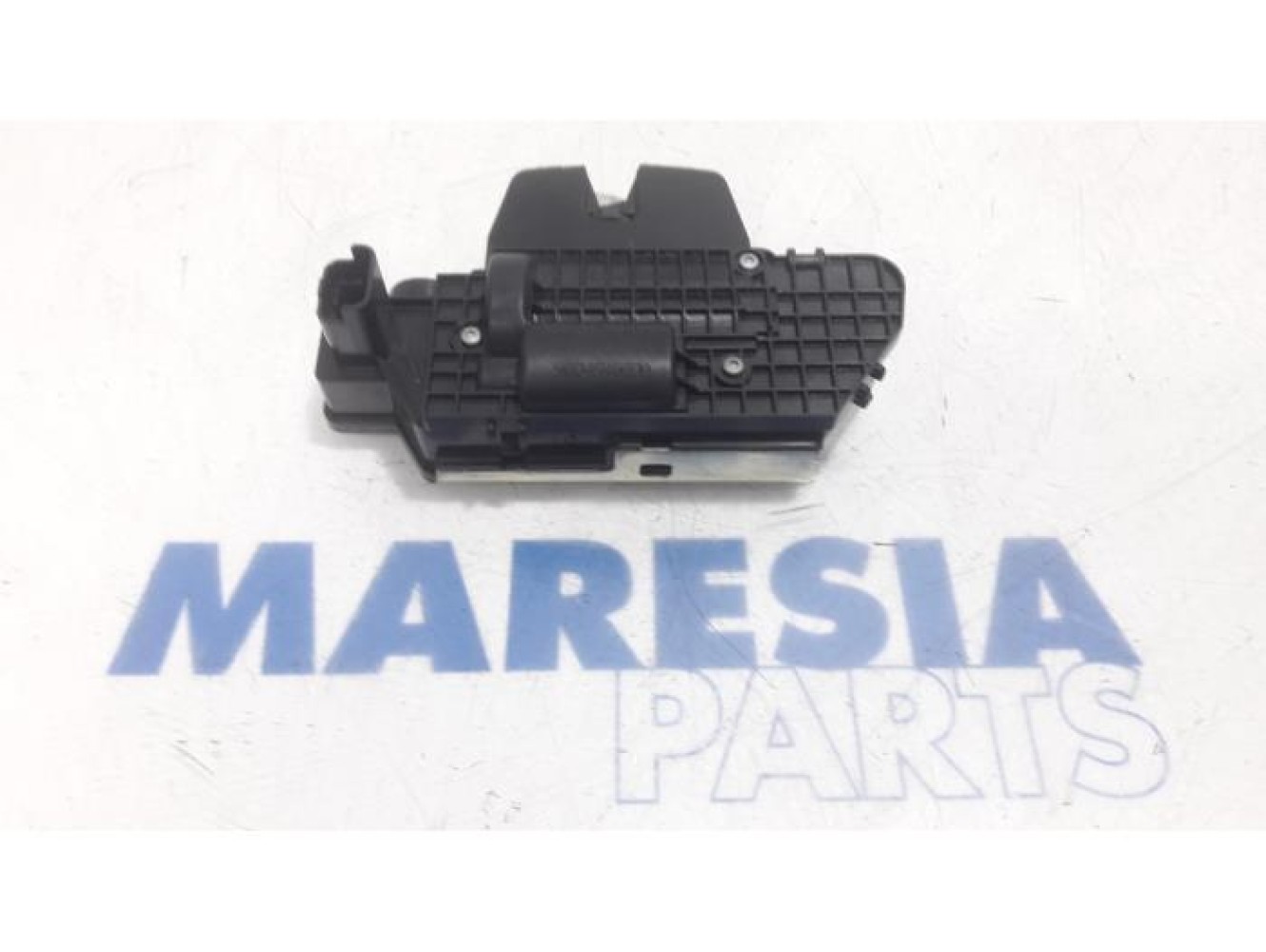 Peugeot - 3008 - Tailgate lock mechanism
