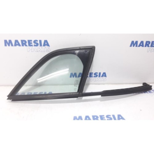 Citroen - C3 - Quarter light, front right