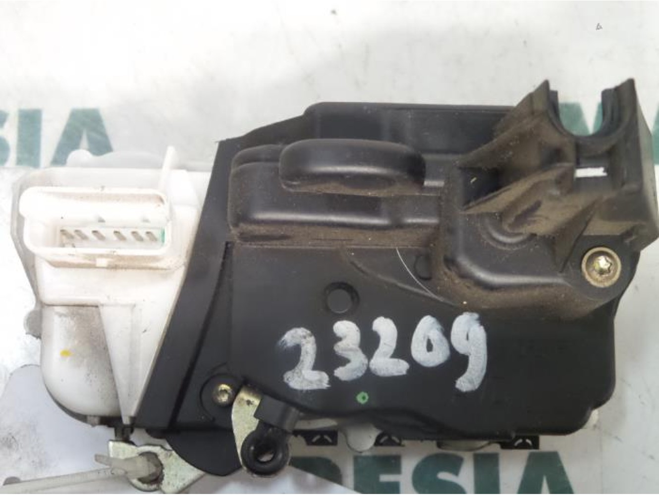 Peugeot - 307 - Front door lock mechanism 4-door, right
