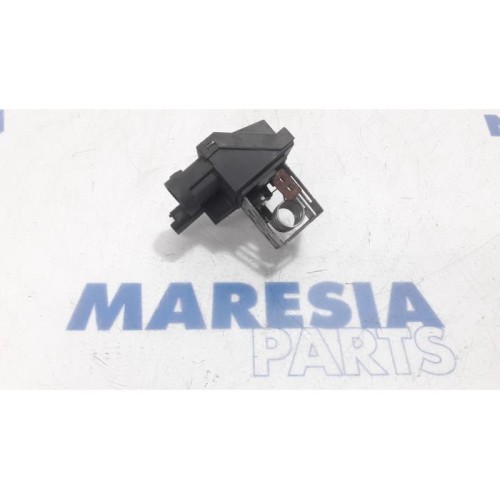 Citroen - C3 - Cooling fan resistor