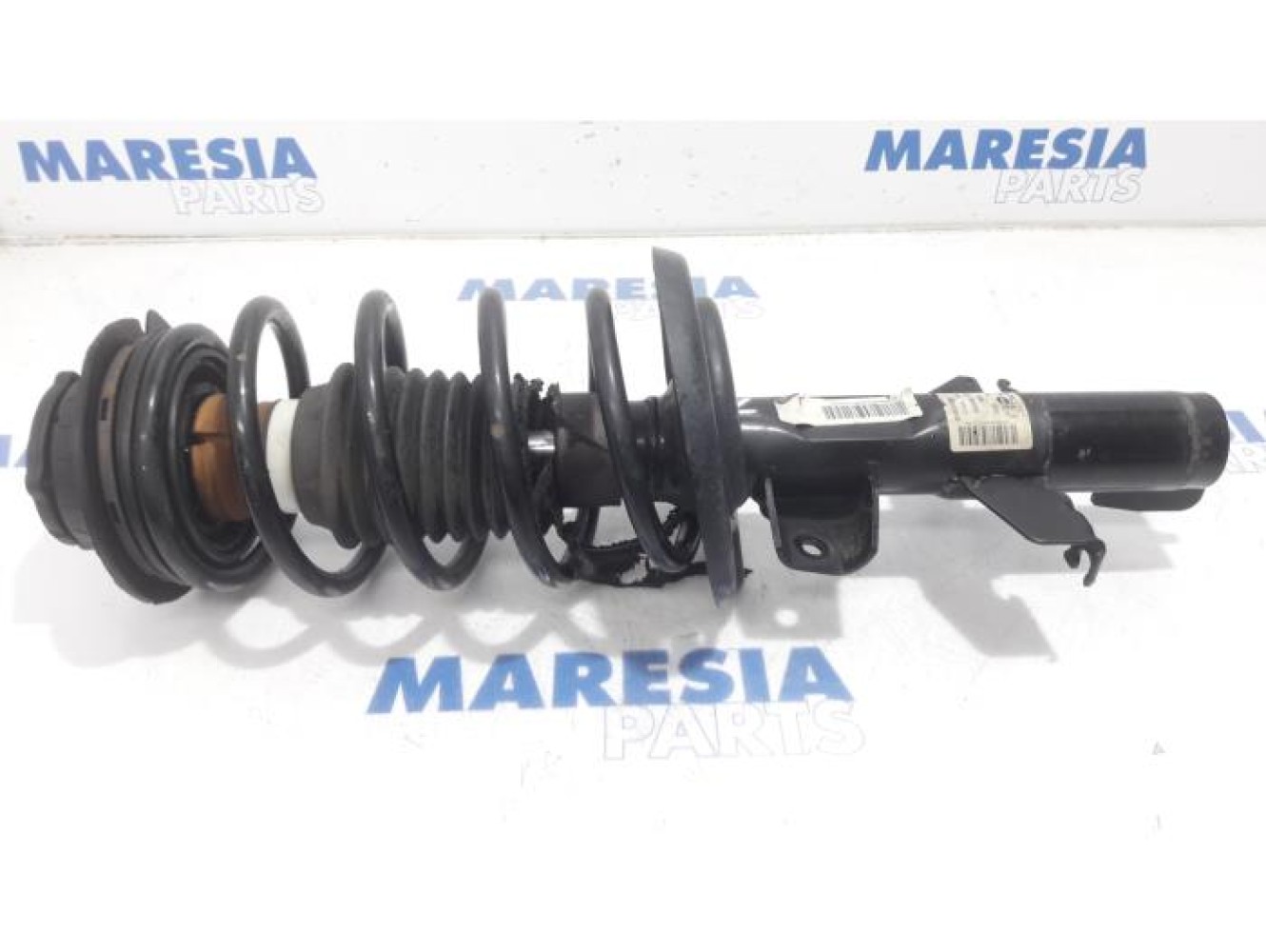 Alfa Romeo - Giulietta - Front shock absorber rod, right