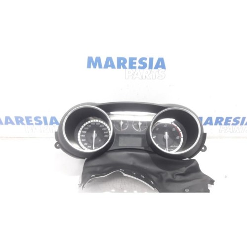 Alfa Romeo - Giulietta - Instrument panel