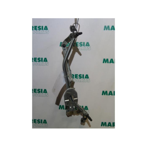 Peugeot - 207 - Wiper mechanism