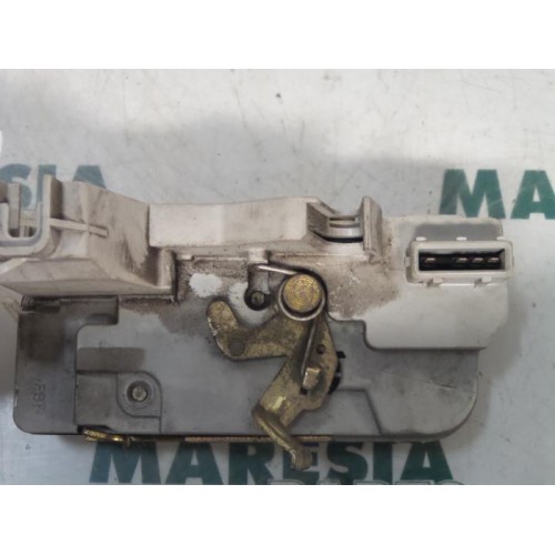 Peugeot - 307 - Türschlossmechanik 4-türig links hinten