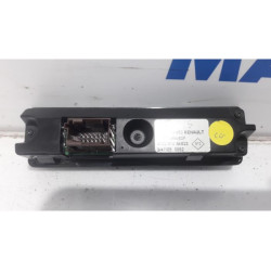 Renault - Espace - Panneau de commandes navigation
