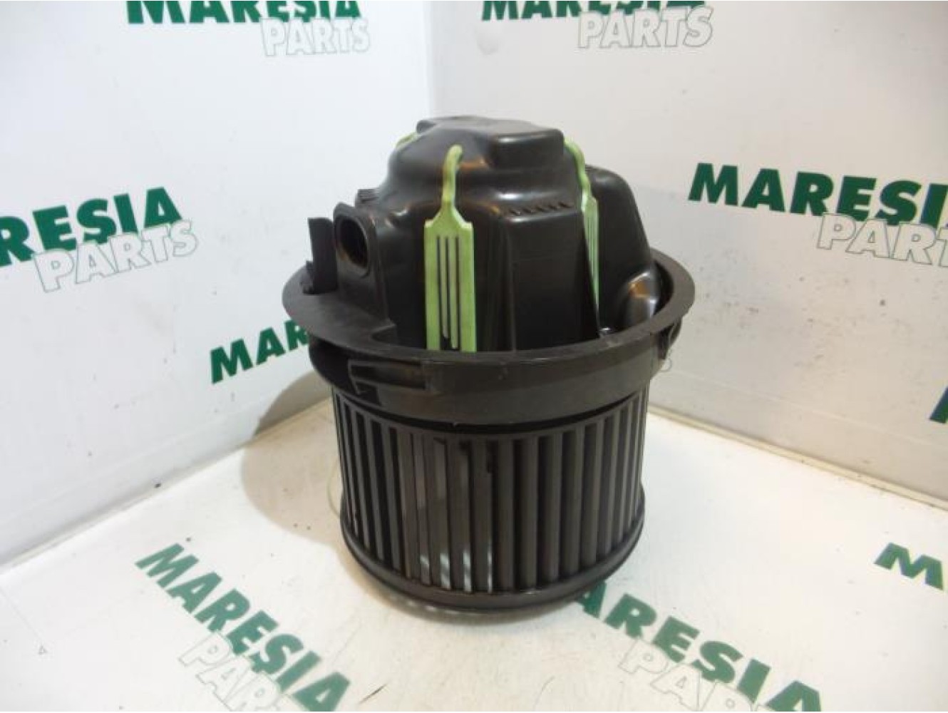 Peugeot - 207 - Heating and ventilation fan motor