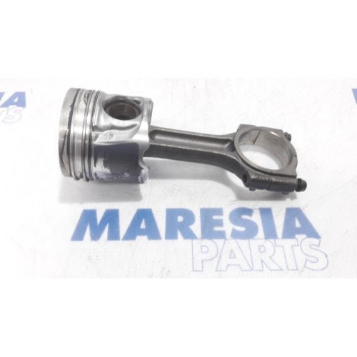 Renault - Espace - Piston