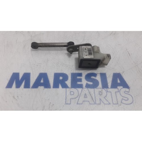 Renault - Megane - Scheinwerfermotor