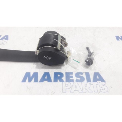 Renault - Kangoo - Rear seatbelt, right