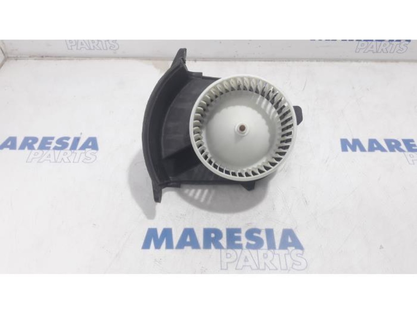 Renault - Kangoo - Heating and ventilation fan motor