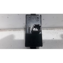 Renault - Kangoo - Panic lighting switch