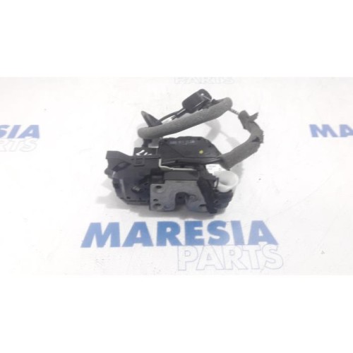 Renault - Clio - Door lock mechanism 4-door, front left