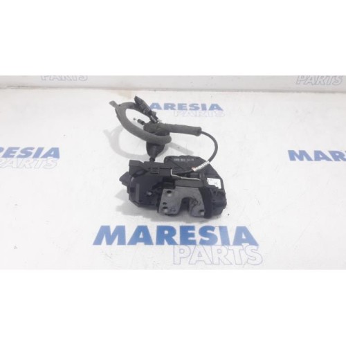Renault - Clio - Rear door lock mechanism 4-door, left