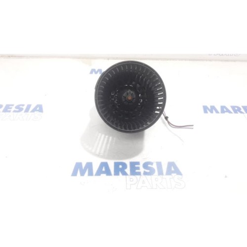 Renault - Clio - Heating and ventilation fan motor