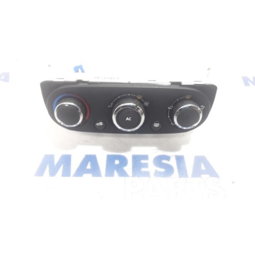 Renault - Clio - Heater control panel