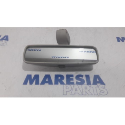Renault - Clio - Rear view mirror