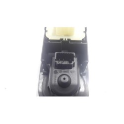 Renault - Clio - Multi-functional window switch