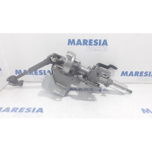 Renault - Megane - Steering column housing