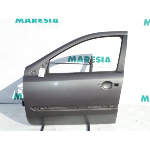 Renault - Laguna - Door 4-door, front left