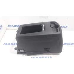 Peugeot - 5008 - Middle console