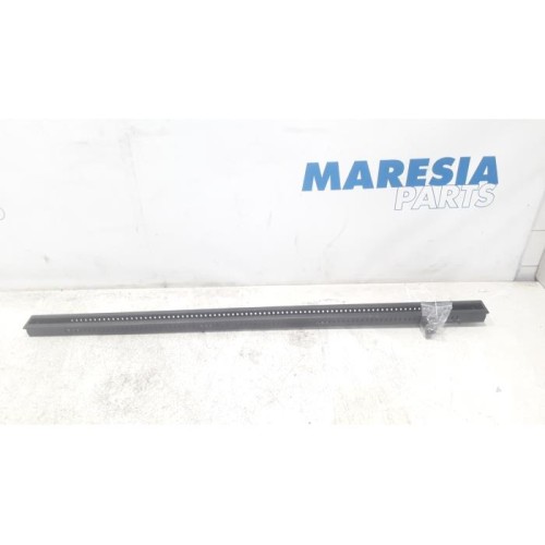 Renault - Espace - Seat rails, right
