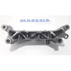 Peugeot - 2008 - Engine mount
