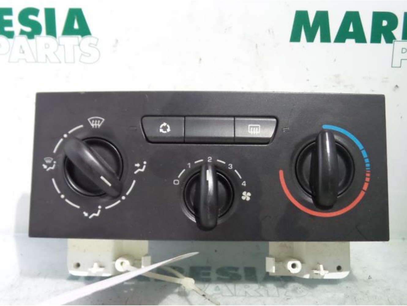 Citroen - C4 - Heater control panel