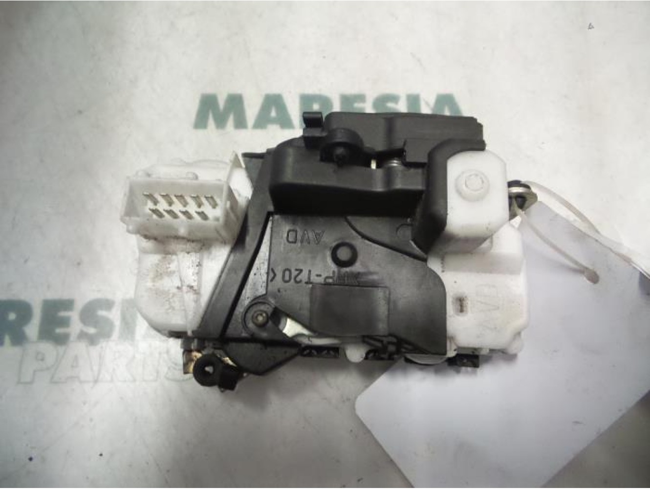 Peugeot - 607 - Front door lock mechanism 4-door, right