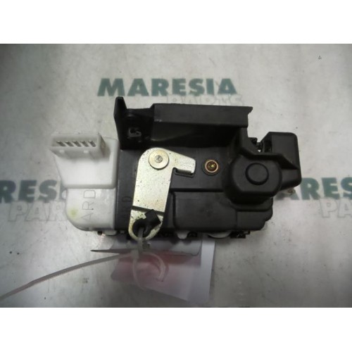 Peugeot - 607 - Rear door mechanism 4-door, right
