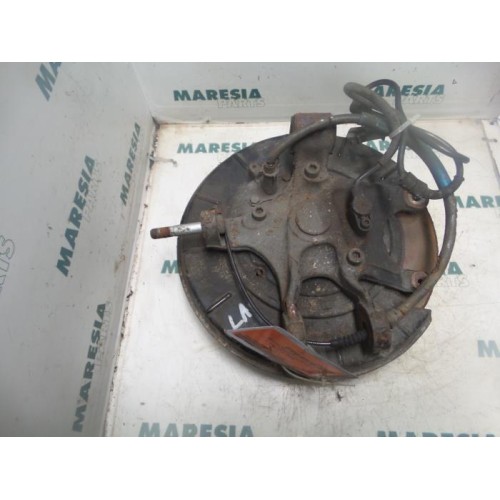 Peugeot - 607 - Fusee links-achter