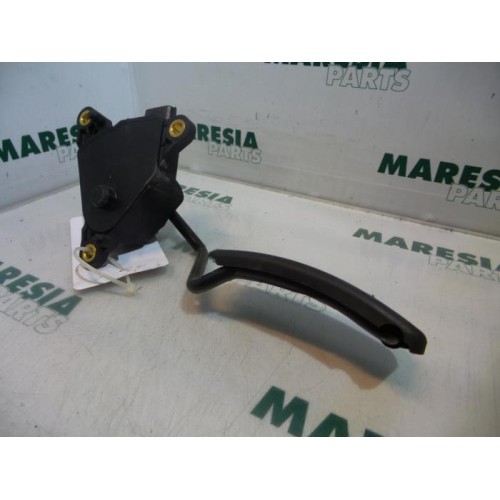 Renault - Megane Scenic - Throttle pedal position sensor