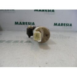 Renault - Megane Scenic - Windscreen washer pump