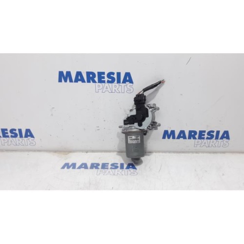 Renault - Master - Front wiper motor