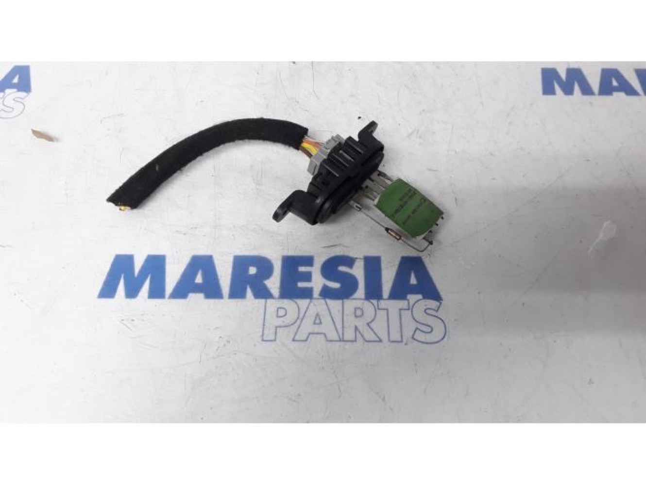 Renault - Master - Heater resistor