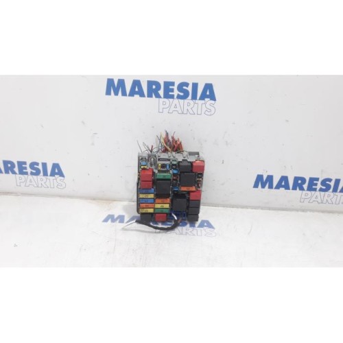 Opel - Combo - Fuse box