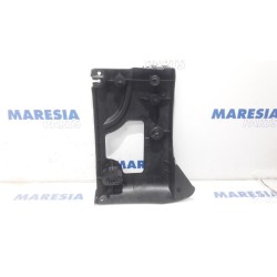 Renault - Master - Rear bumper frame
