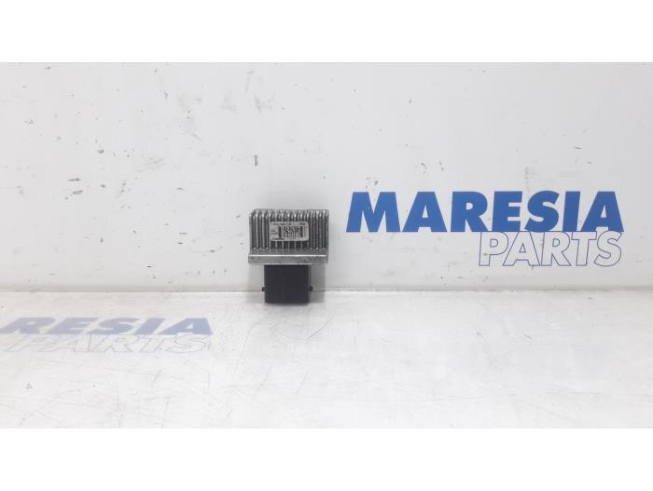 Renault - Master - Glow plug relay
